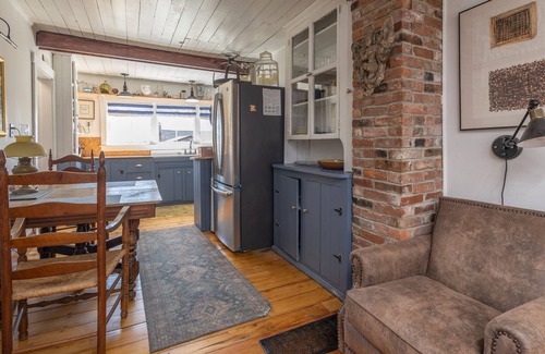 Yarmouth House | Cape Forchu Coastal Retreat