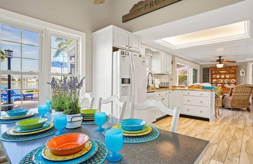Fort Myers House | Cape Lake House Lake Front