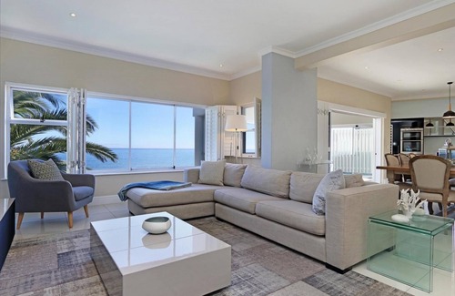 Camps Bay Villa | Cape Nights Villa - Camps Bay