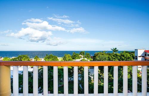 Calderitas Hotel | Capital O Oxtankah,chetumal bay
