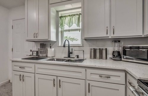 Central Oklahoma City House | Capital View - Downtown OKC 7 MINS AWAY