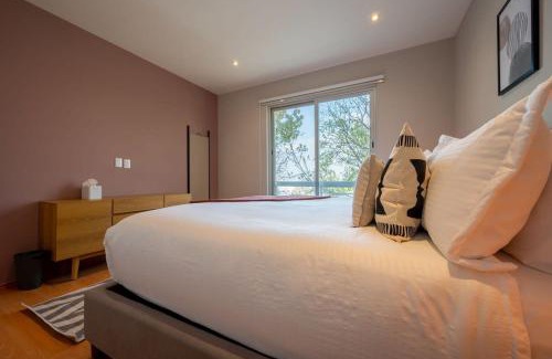 El Yaqui House | Capitalia 3BR Condo with Parking gym & Terrace