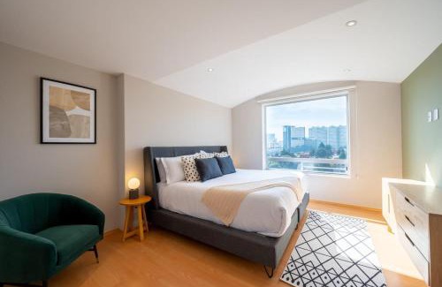 El Yaqui House | Capitalia Santa Fe Escape Comfort Parking