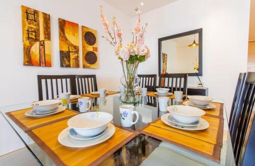 El Yaqui House | Capitalia Spacious & Cozy Family Apt in Santa Fe