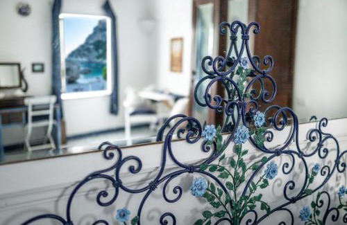 Marina Piccola House | Capri magic house on the beach