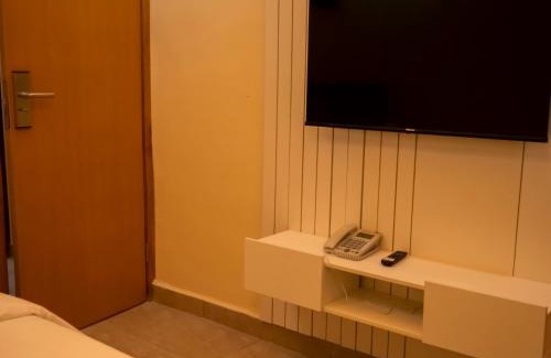 Yaba Hotel | Captain Residency