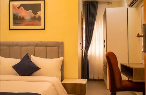 Yaba Hotel | Captain Residency