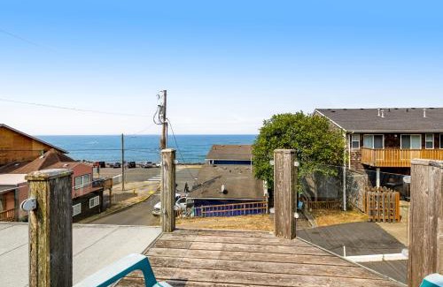 Depoe Bay House | Captain's Quarters