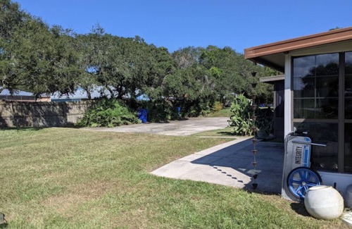 Butler Beach House | Captains Cottage