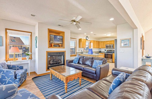 Ocean Hill House | Cara Lina | 999 ft from the beach | Private Pool, Hot Tub | Corolla