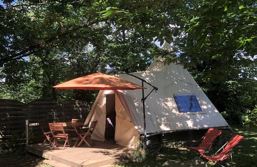 Gravieres RV Rental | Caravan 'Le Tipi La Châtaigneraie' with Private Terrace