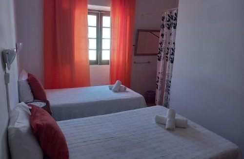 Lagos City Center Hostel | Caravela