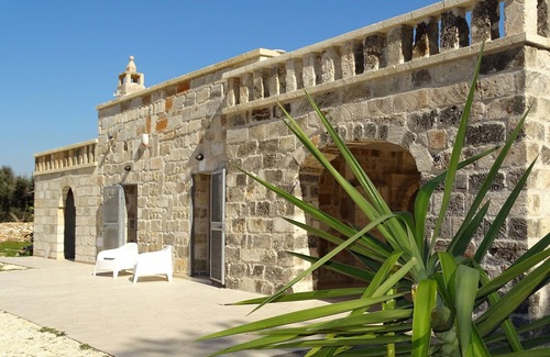 Maruggio House | Carefully renovated, located in the very calm countryside with seaview