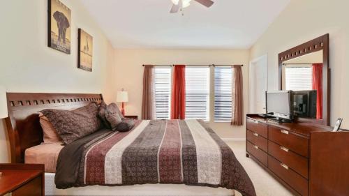 Windsor Palms House | Caribbean Sunshine in Windsor Palms Resort