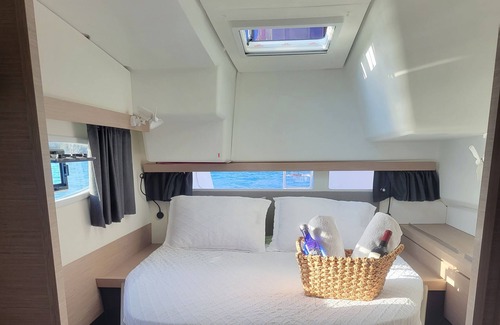 Estate Charlotte Amalie Boat Rental | Caribbean Yacht Getaway
