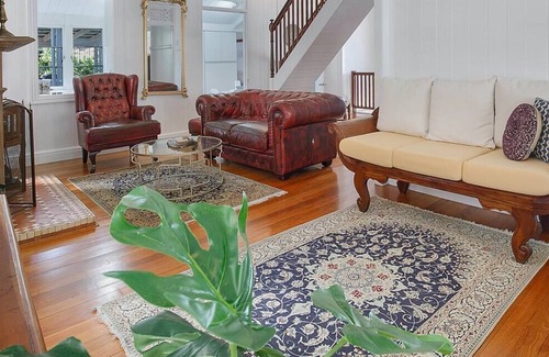 Woolloongabba House | Carininya Indoor outdoor Charm in Buzzing Locale