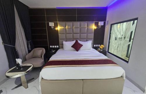 Utako Hotel | Carlton Swiss Luxury Residency