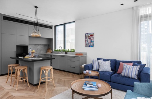 Tel Aviv City Center Apartment | CARMEL MARKET - Exclusive Collection - By HOMY