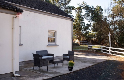 Carna Cottage | Carna Coastal Cottage