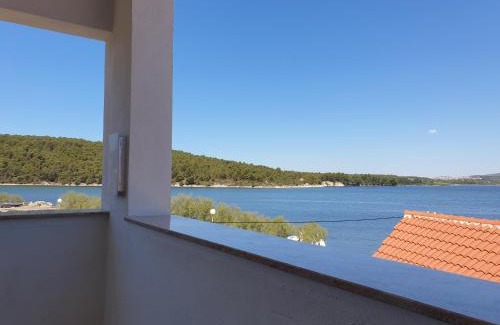 Jadrtovac Apartment | Carpe Diem