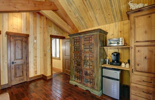Sundance Cabin | Carriage House on The Stream Sundance, Utah