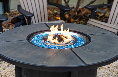 Lancaster Cottage | Carriage House w/Fireplace, Jacuzzi Tub & Firepit