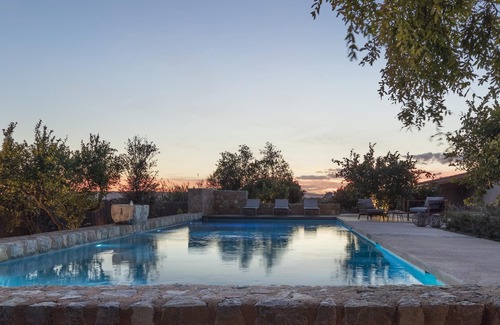 Consell House | CAS PADRINS. Impressive traditional Majorcan style house with swimming pool.
