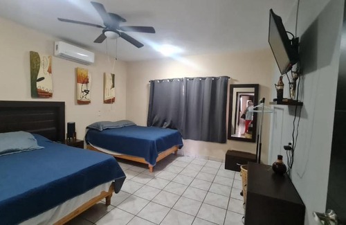 Mazatlan Apartment | Casa a pie de playa isla de la piedra