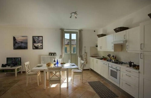 Varenna Apartment | Casa Al Prato Apt. F
