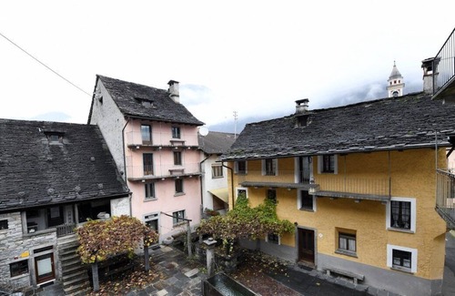 Aurigeno Apartment | Casa alla Fontana Swisshomebnb