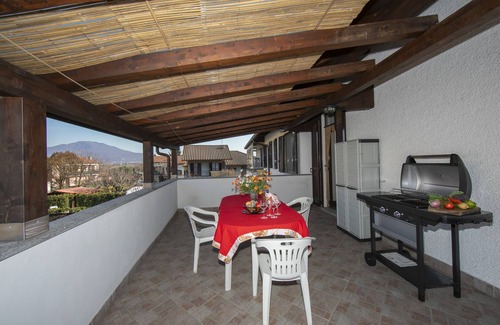 Leggiuno Apartment | Casa Amabile With Salty water Pool, Leggiuno, Italy
