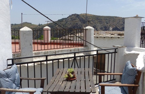 Busquistar Cottage | Casa Ana - Check out our amazing long-stay discounts!