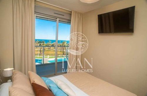 Cabanes Apartment | Casa AquaMarina Ivan Luxury Homes 2ªPlta Frontal 1ªLinea