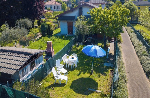 Laveno House | Casa Arianna Garden, Laveno Mombello, Italy