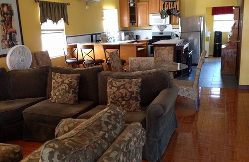 Belama Phase 2 Apartment | Casa Belize