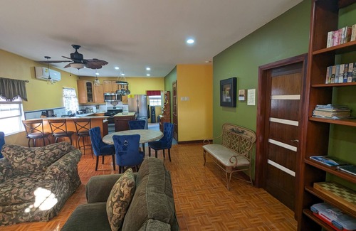 Belama Phase 2 Apartment | Casa Belize