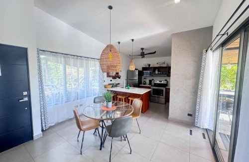 Marbella House | Casa Bella 3 Bdrm House w Pool in Gated Community