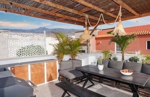 Playa San Juan House | Casa Blanca Tenerife Apartments - entire building