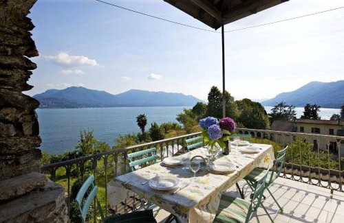 Cannobio Apartment | Casa Bougainville