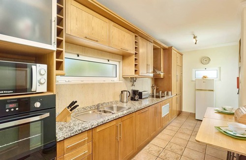 Altura Villa | Casa Branca - Four Bedroom Villa, Sleeps 8