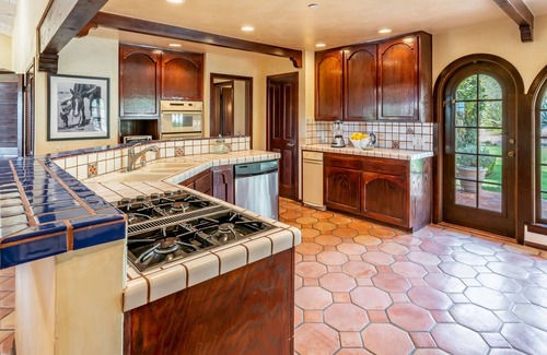 Toro Canyon House | Casa Caballo - A Luxury Carpinteria Retreat