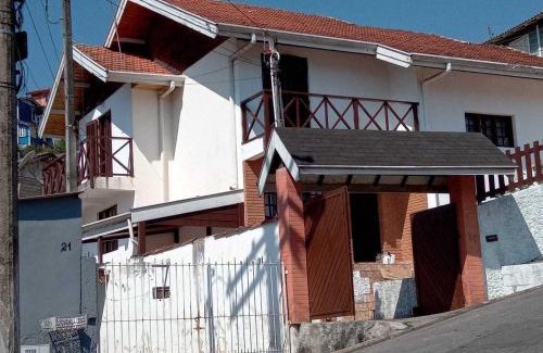 V Cristina House | casa campos do Jordão