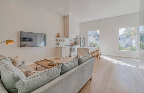 Santa Barbara Apartment | Casa Castillo