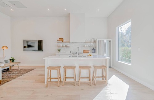 Santa Barbara Apartment | Casa Castillo