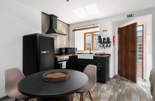 Estombar House | Casa Celeiro