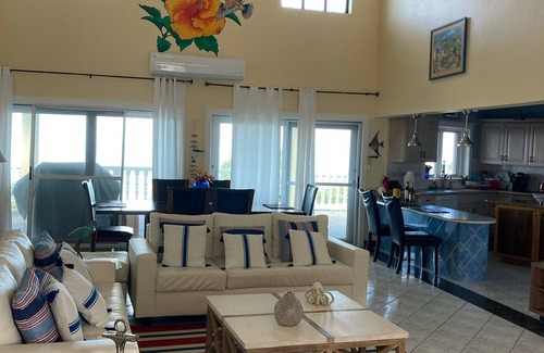 St. Thomas House | Casa Cielo Main Villa