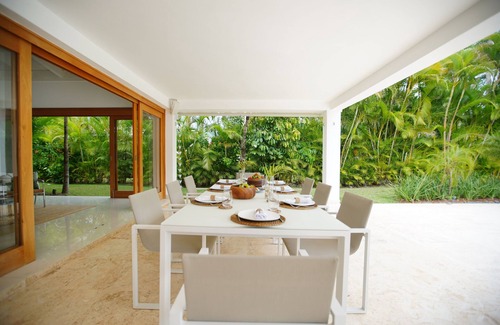 Los Lagos Villa | Casa Colibrí by Luxe Haus™ - Pool, Golf Carts, Staff, Transfers & Resort Access