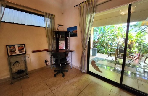 Mercedes House | Casa Colibrí - Tranquil Retreat Surrounded by Nature