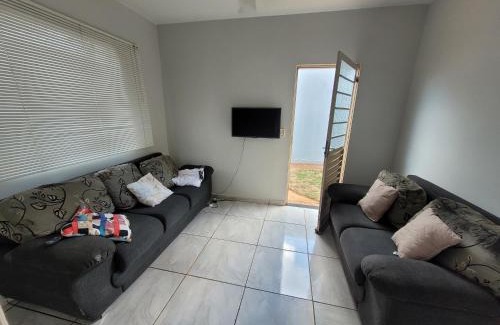 Aero Rancho House | Casa com 2 quartos no Aero Rancho