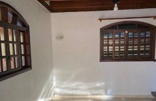 Sao Pedro House | Casa com Piscina 200m da Praia do Portinho